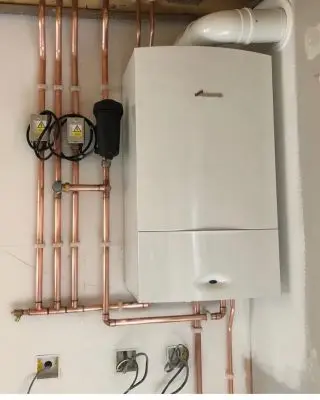 Worcester Bosch installation with a 10 year manufacturer’s guarantee 💥 ♥️💥 on a recent customer house renovation! #boiler #boilers #coulsdon #caterham #surreyplumber #worcesterboschaccreditedinstallers #worcesterboschboilers #reliableplumber #leaks #whyteleafe #findaheatingengineer #findaplumber #boilerreplacement #heatingandcooling #radiator #toiletrepair #powerflushing #efficiency #efficientboiler #purley #surrey #surreyplumber #trustatrader #gas #gassaferegister #boilerfinance #bathrooms #bathroominstaller #caterhambathrooms #emergency #emergencyplumber