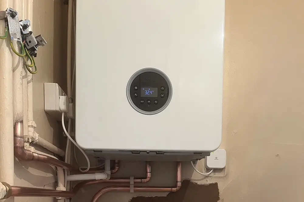 Surrey Plumbing Services Ltd - Gas Safe Registered - Worcester Bosh Accredited Installer