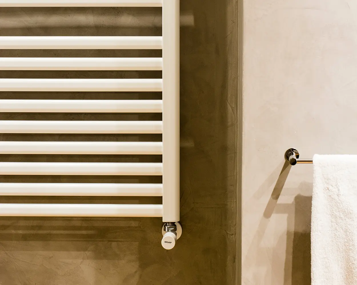 Surrey Plumbing Services Ltd - Gas Safe Registered - Worcester Bosh Accredited Installer