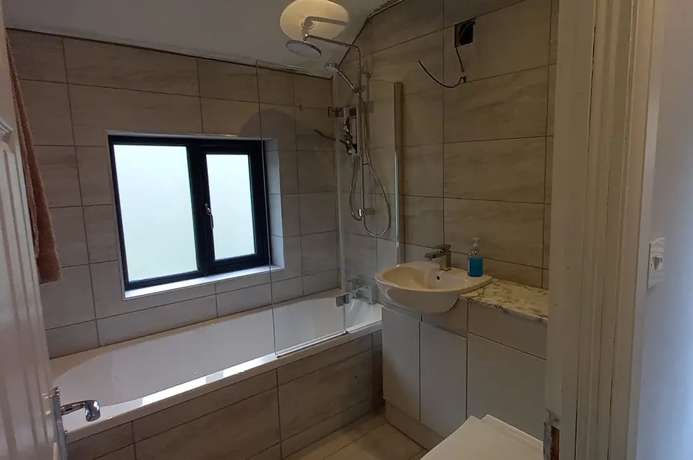 Surrey Plumbing Services Ltd - Gas Safe Registered - Worcester Bosh Accredited Installer